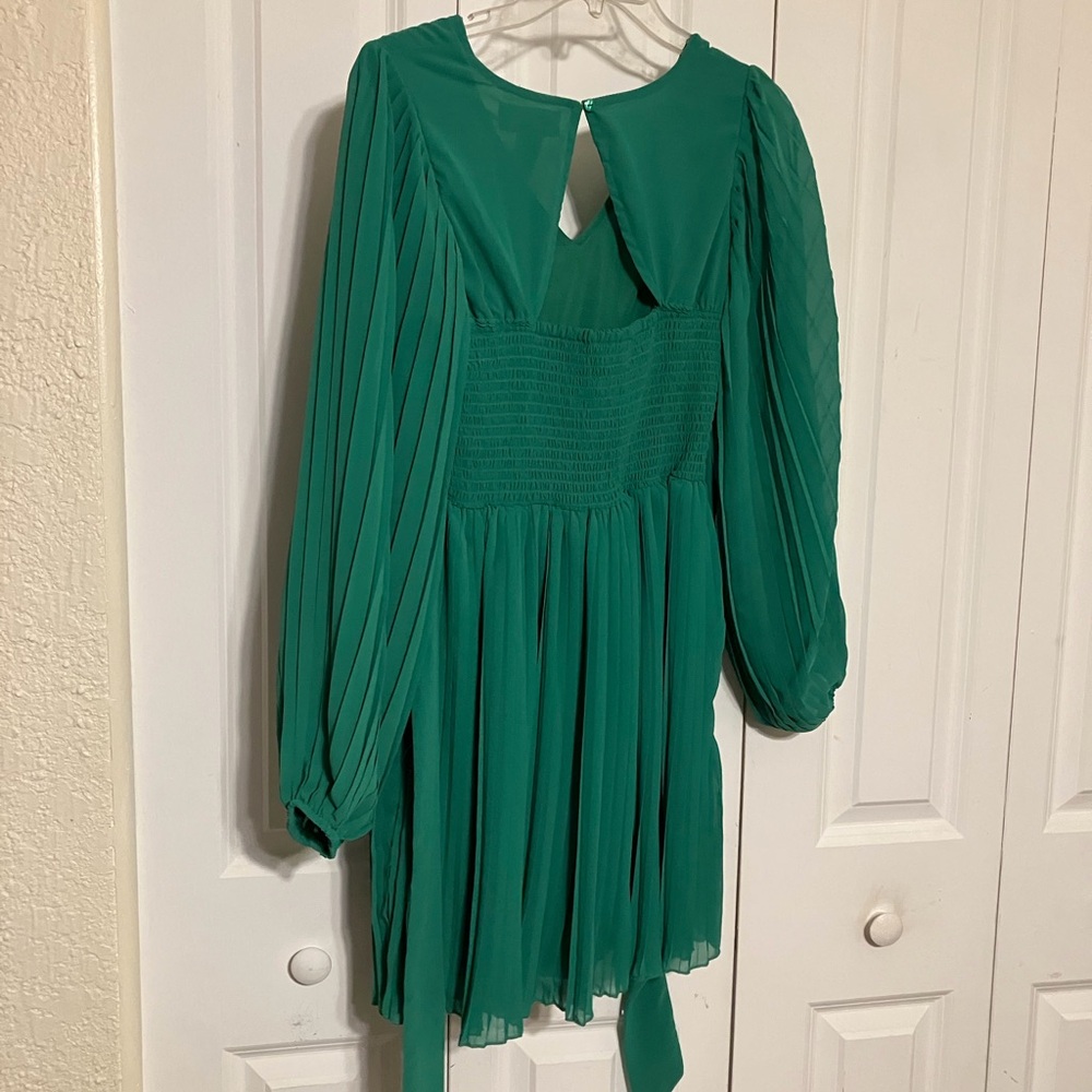 Jessica Simpson Green Long Sleeve Dress - Picture 4 of 5